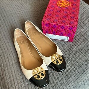 Tory Burch Chelsea Cap-Toe Ballet